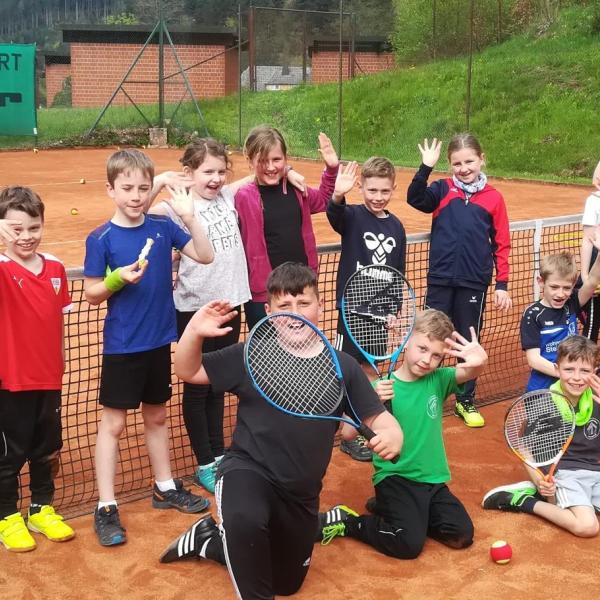 Tennistag an der Grundschule Gruppenbild